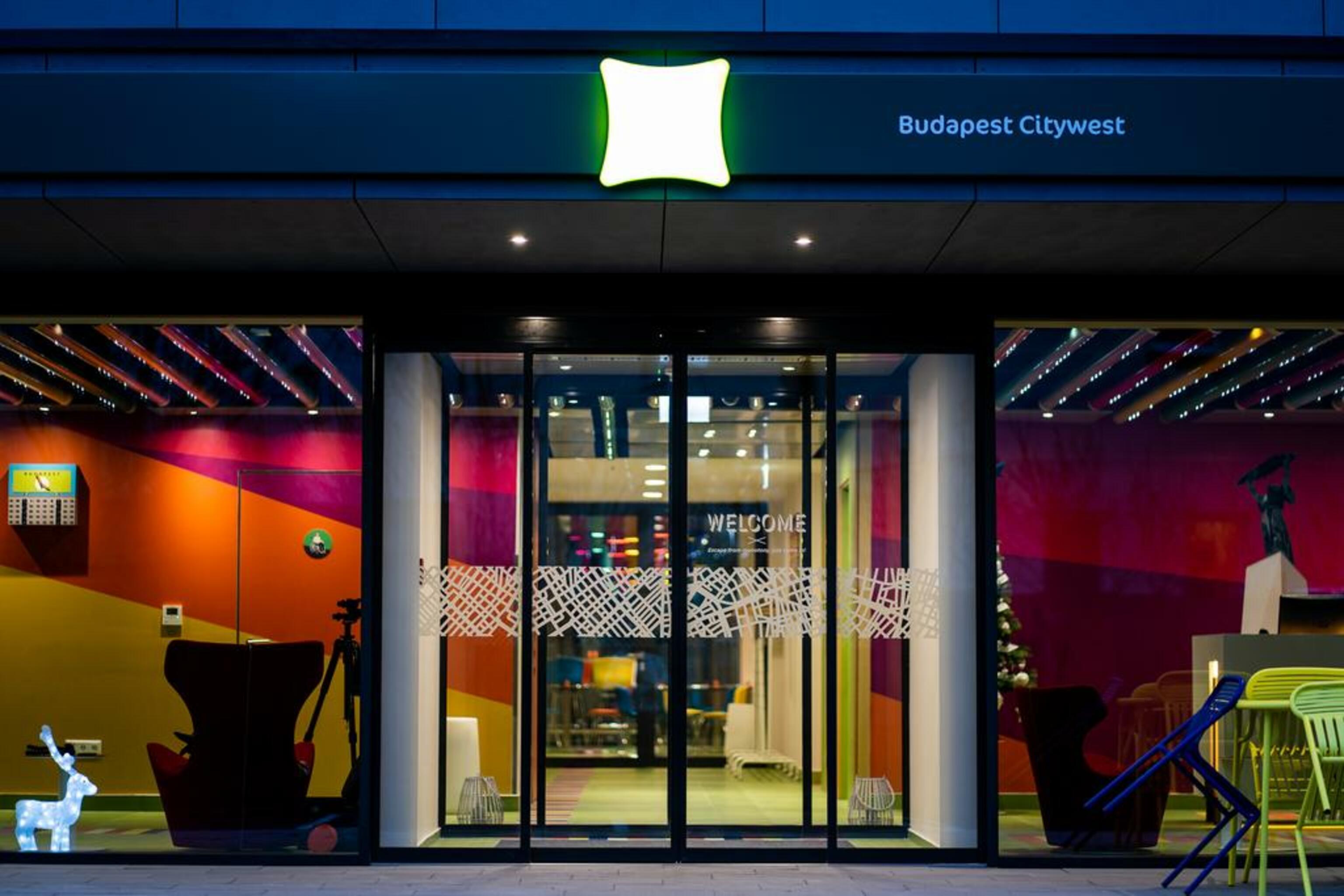 Ibis Styles Citywest Szálloda Budapest